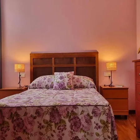 Apartamento Turistico Pakita Apartment *