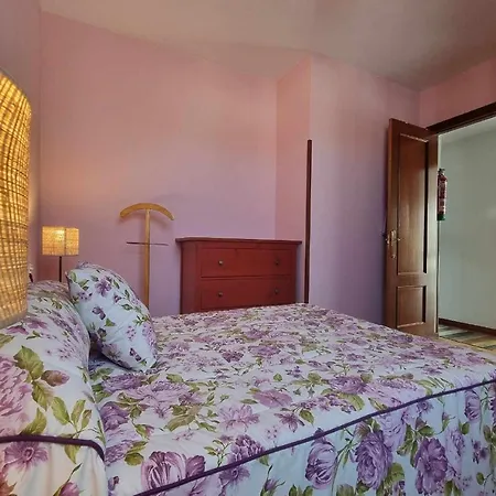 Apartamento Turistico Pakita Apartment *